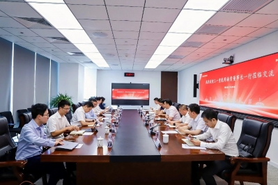 王志刚会见三一重能董事长周福贵-1