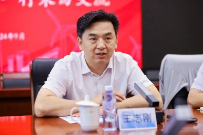 王志刚会见宁夏红寺堡区委书记赵志锋-2