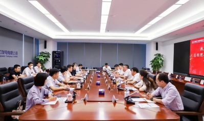 张焰与中核环保总经理、党委副书记赵翼鑫座谈交流-1